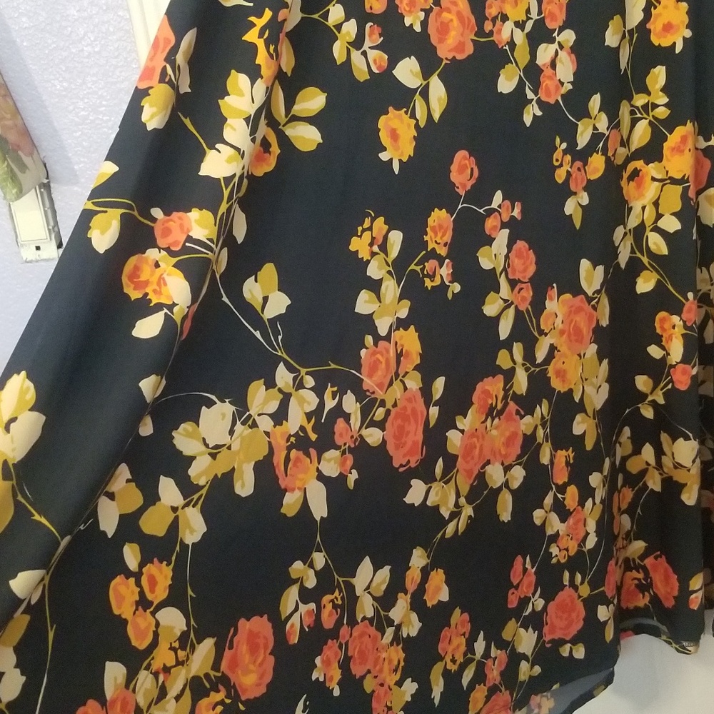 ♡ LuLaRoe Fall Floral Maxi Skirt Size S